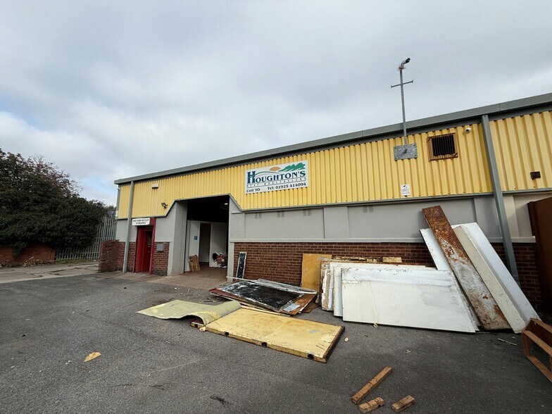 Wharf St, Warrington à louer - Photo de l’immeuble – Image 2 sur 3