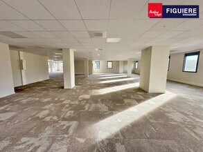 560 Avenue Du Club Hippique, Aix-en-Provence à louer Photo de l’immeuble– Image 2 sur 4