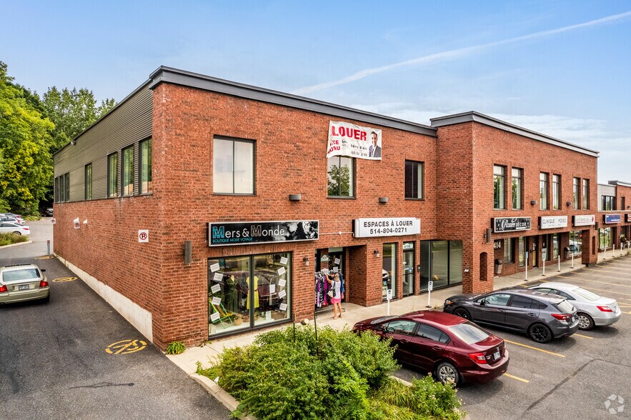 398-418 Boul Sir-Wilfrid-Laurier, Mont-St-Hilaire, QC à louer - Photo de l’immeuble – Image 3 sur 5