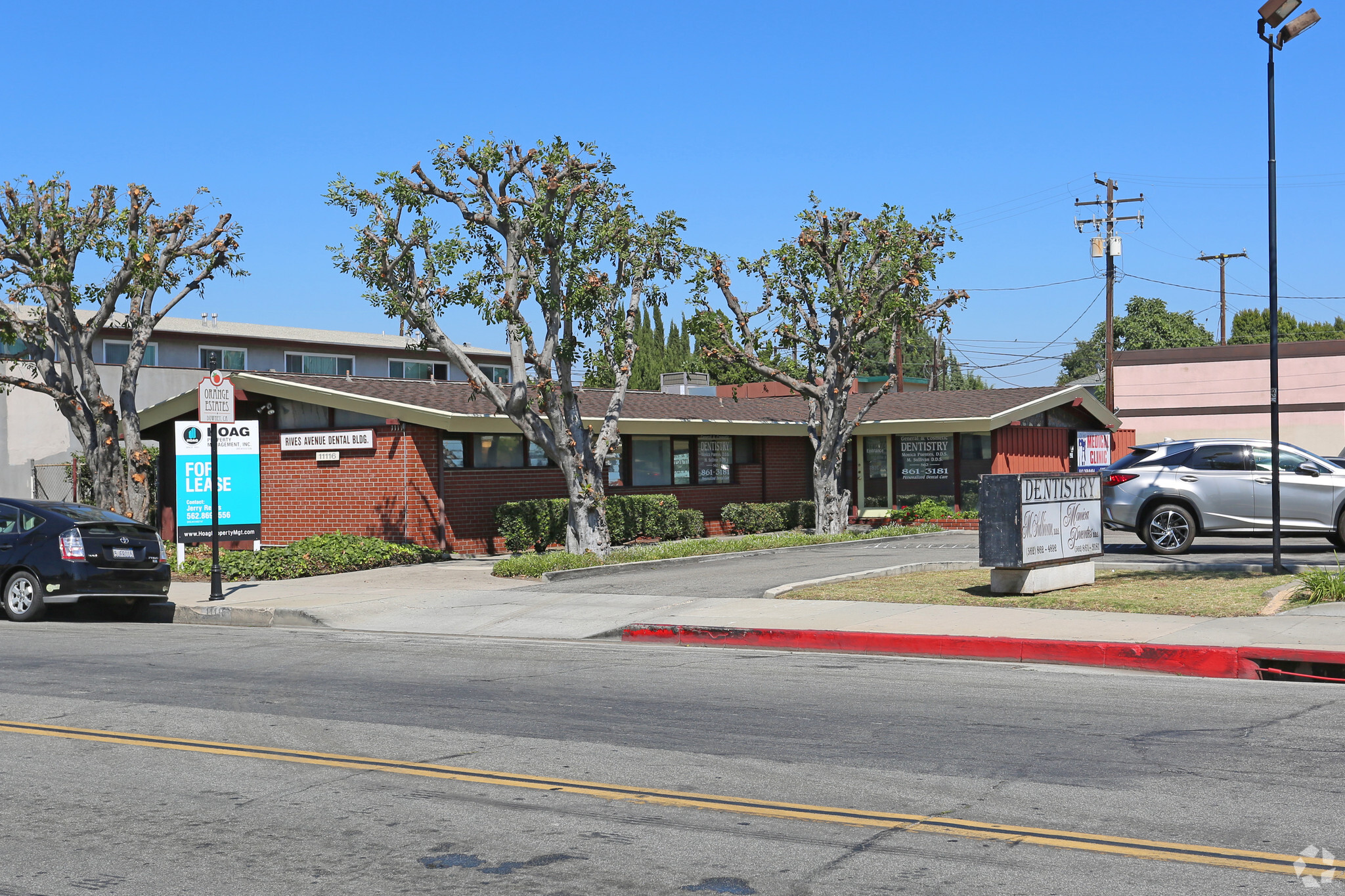 11116 Rives Ave, Downey, CA à louer Photo de l’immeuble– Image 1 sur 10
