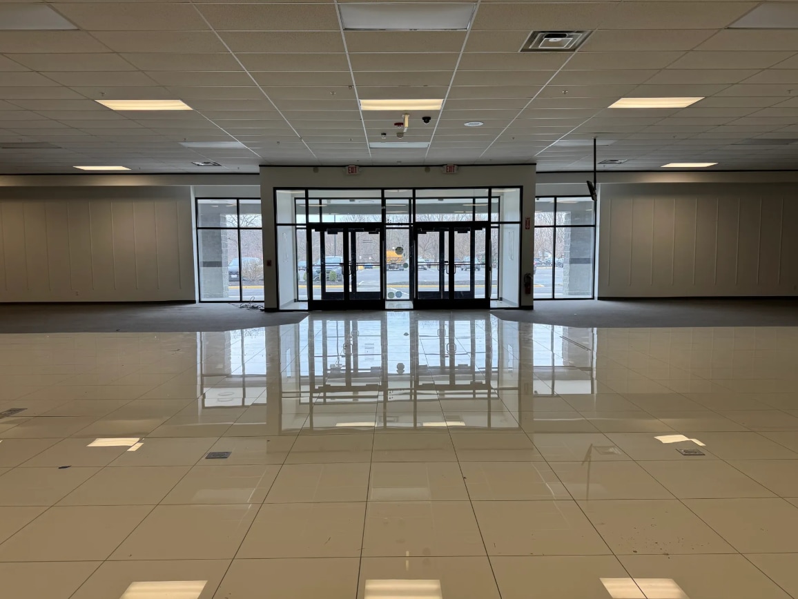 501 Columbia Tpke, Rensselaer, NY à louer Photo intérieure– Image 1 sur 7