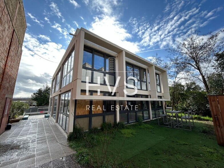 Bureau dans Gardanne à louer - Photo de l’immeuble – Image 1 sur 8