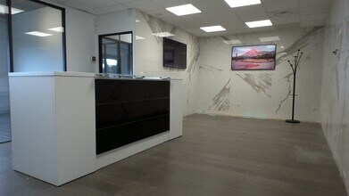 Bureau dans La Ciotat à louer Photo intérieure– Image 2 sur 7