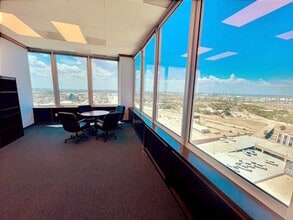 711 N Carancahua St, Corpus Christi, TX à louer Photo intérieure– Image 1 sur 4