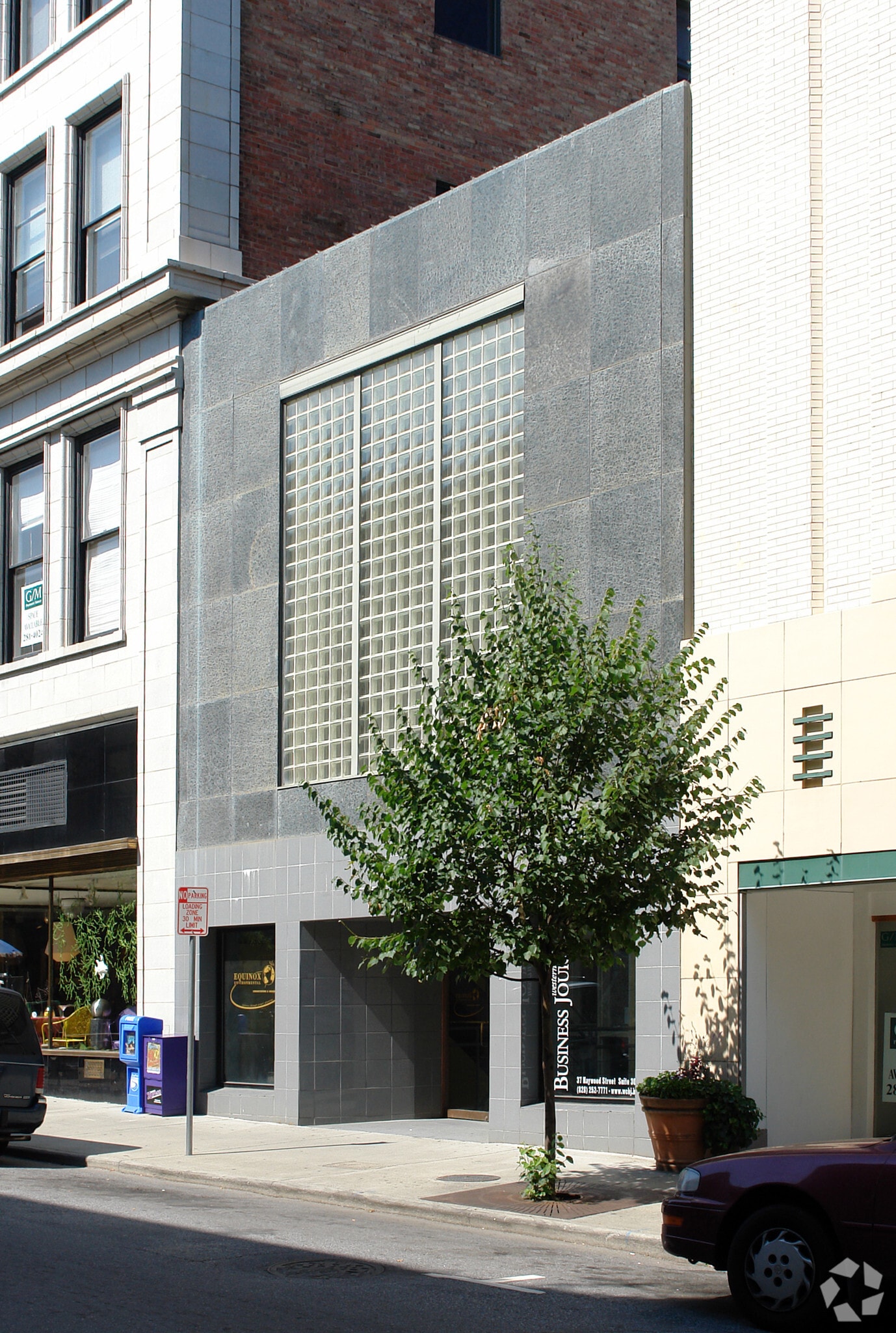 37 Haywood St, Asheville, NC à louer Photo principale– Image 1 sur 6