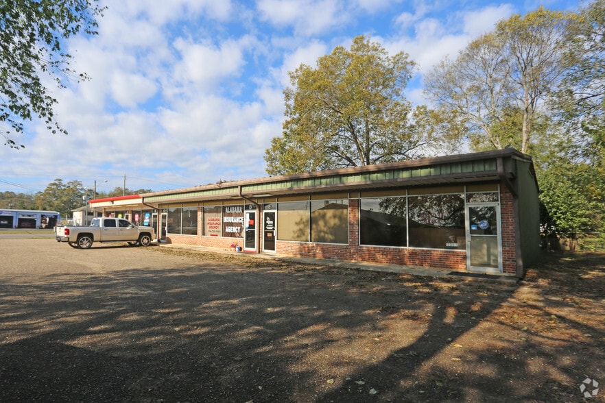 963 S Memorial Dr, Prattville, AL à louer - Photo de l’immeuble – Image 3 sur 12