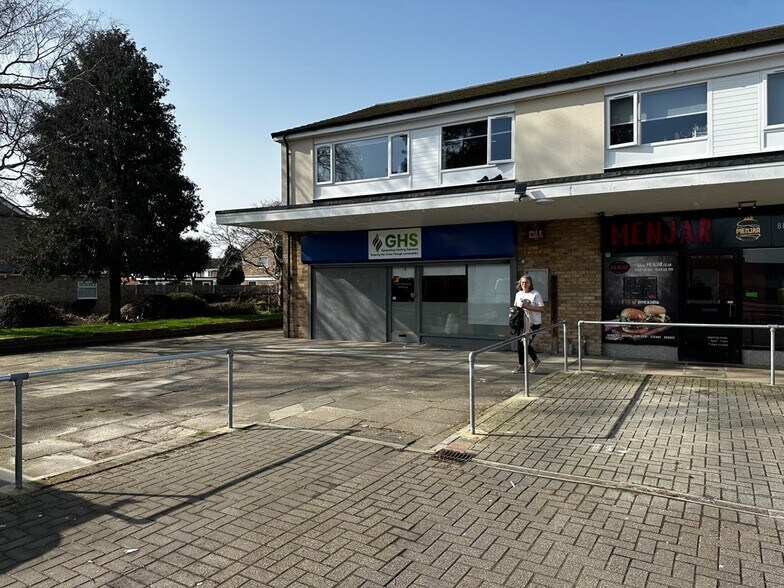 43 Carisbrooke Rd, Gosport à louer - Photo de l’immeuble – Image 2 sur 2
