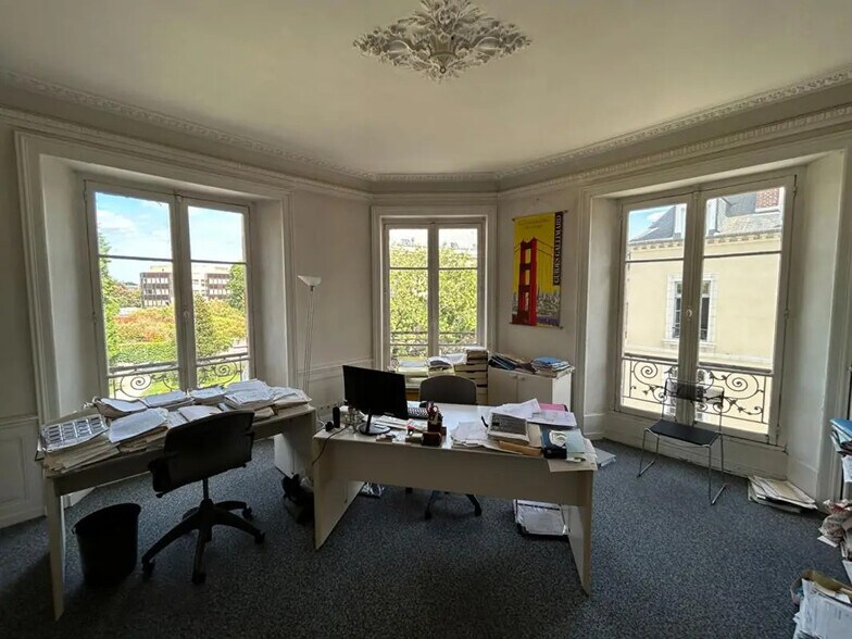 Bureau dans Rennes à vendre - Photo intérieure – Image 1 sur 9