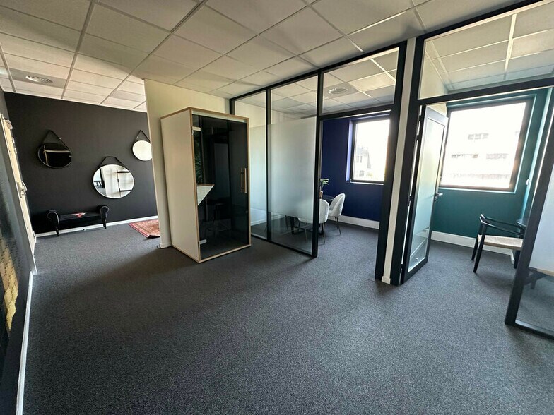 Bureau dans Bezannes à louer - Photo intérieure – Image 3 sur 10