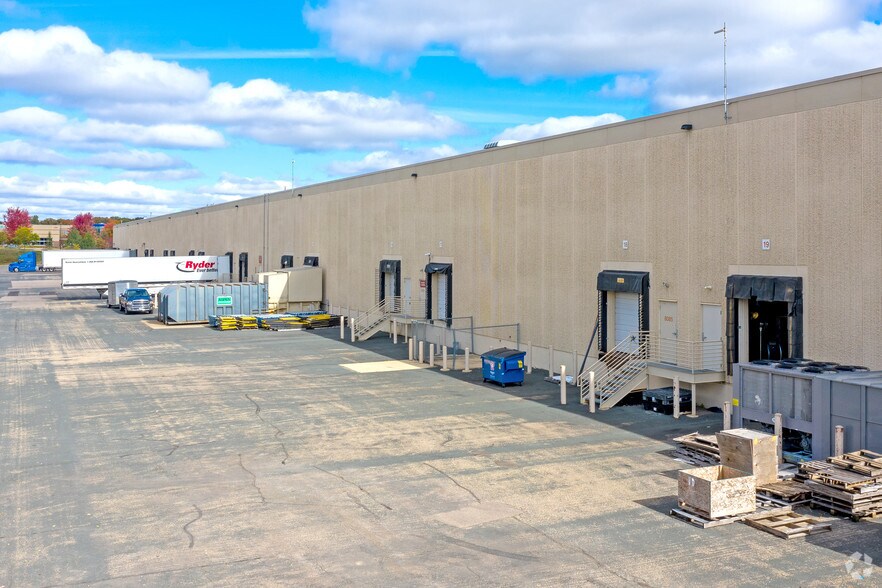 8085-8185 Century Blvd, Chaska, MN à louer - Autre – Image 2 sur 3