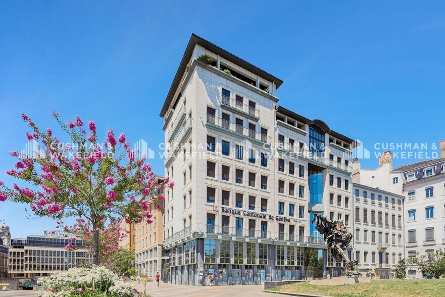20 Place Louis Pradel, Lyon à louer - Photo de l’immeuble – Image 1 sur 16