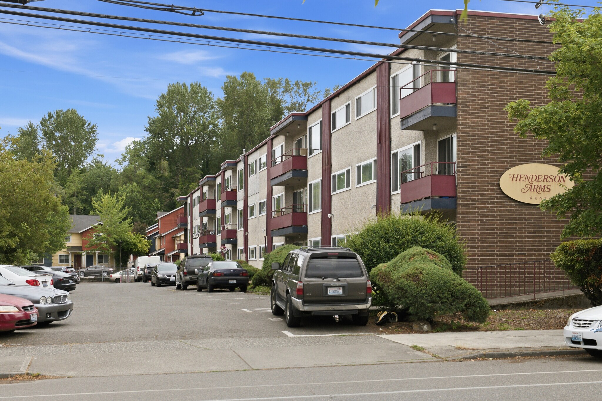 4803 S Henderson St, Seattle, WA à vendre Photo de l’immeuble– Image 1 sur 29