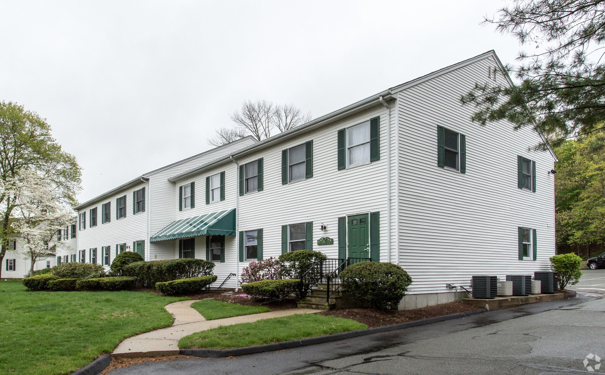 203-205 Union St, Natick, MA à louer Photo principale– Image 1 sur 10