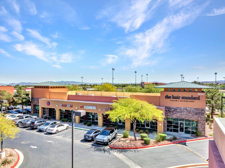 10127-10247 W Charleston Blvd, Las Vegas, NV à louer - Photo de l’immeuble – Image 3 sur 9