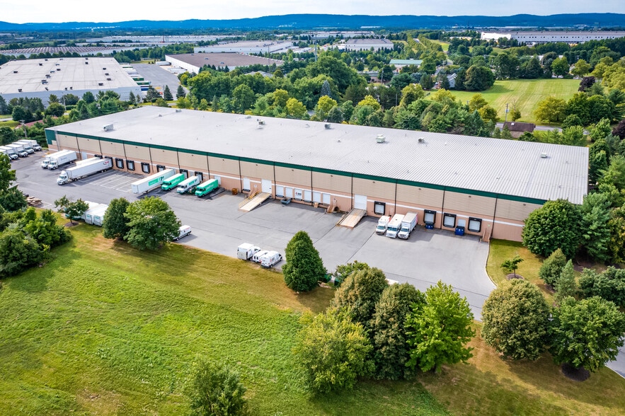 155 Nestle Way, Breinigsville, PA à louer - Aérien – Image 3 sur 4