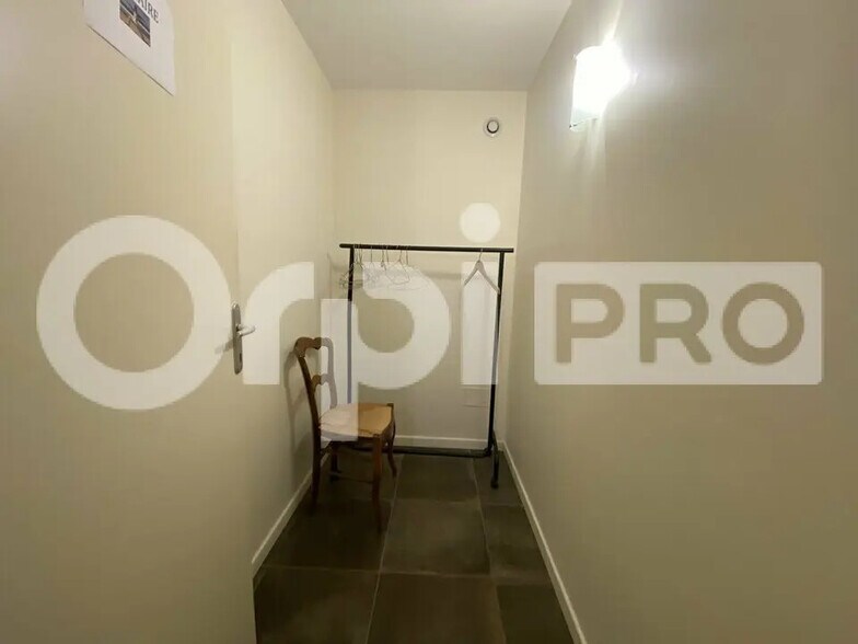 Local d'activités dans Villefranche-sur-Saône à vendre - Photo intérieure – Image 2 sur 6