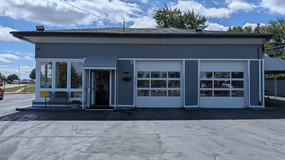 1153 Baldwin Ave, Pontiac, MI à vendre - Photo de l’immeuble – Image 2 sur 17