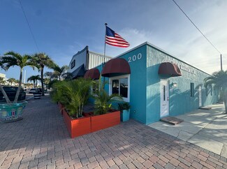 Plus de détails pour 200 N 1st St, Cocoa Beach, FL - Bureau à vendre