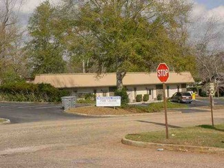 Plus de détails pour 802-806 Donnell Blvd, Daleville, AL - Bureau à louer