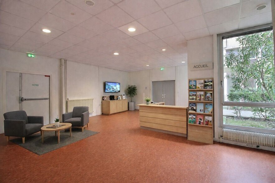 6-8 Rue Eugène Oudiné, Paris à louer - Hall d’entrée – Image 2 sur 7