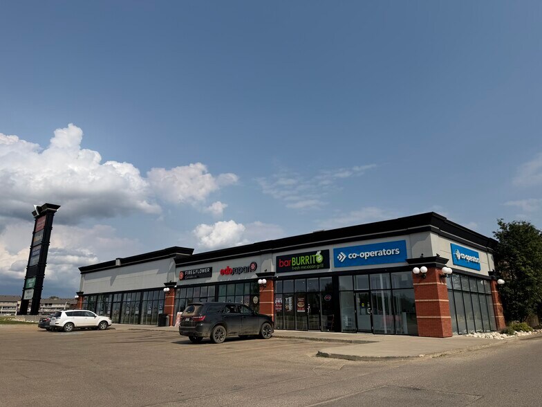 1500 Main St, Slave Lake, AB à louer - Photo de l’immeuble – Image 2 sur 18