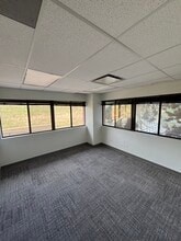 8 W Dry Creek Cir, Littleton, CO à louer Photo intérieure– Image 2 sur 8