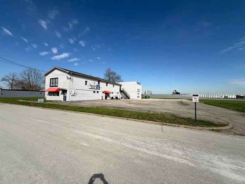 421 Wabasso Ave, Louisville, KY à louer - Photo de l’immeuble – Image 3 sur 5