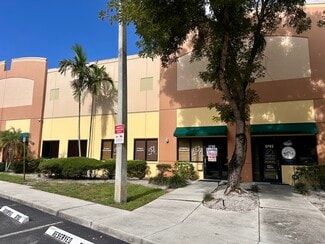 Plus de détails pour 3764-3790 SW 30th Ave, Fort Lauderdale, FL - Industriel/Logistique à louer