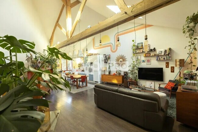 Plus de détails pour Local commercial à vendre