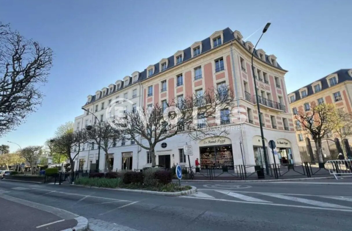 Bureau dans Le Raincy à louer Photo de l’immeuble– Image 1 sur 11