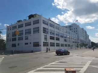 Plus de détails pour 630 Flushing Ave, Brooklyn, NY - Différents types d’espaces à louer