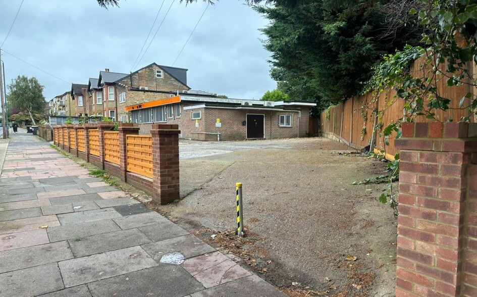 18A Lansdown Rd, Sidcup à louer - Photo principale – Image 1 sur 1