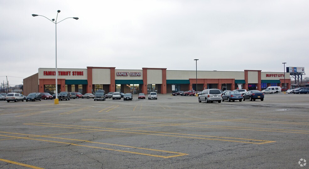 7000 S Pulaski Rd, Chicago, IL à louer - Photo principale – Image 1 sur 9