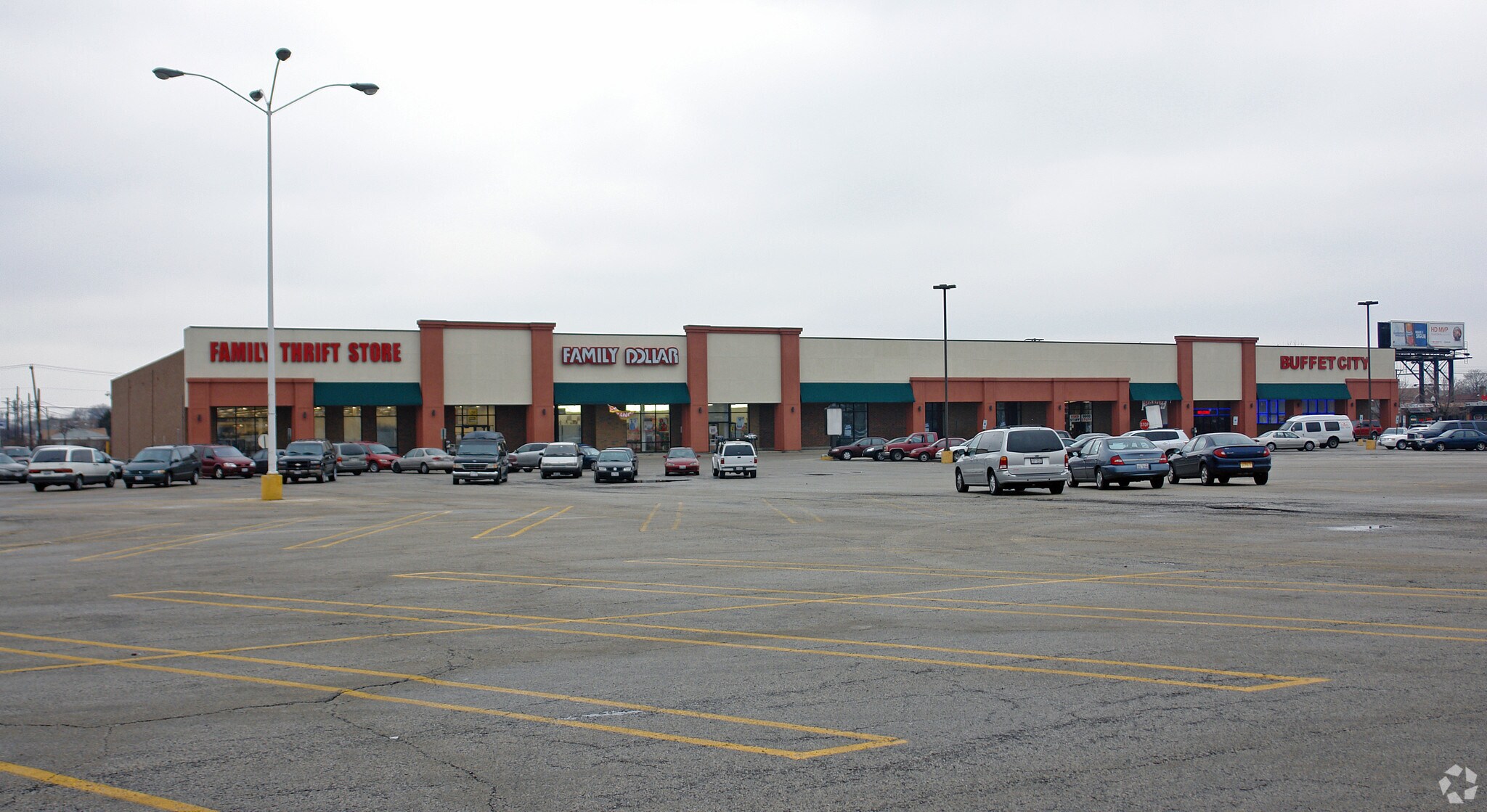 7000 S Pulaski Rd, Chicago, IL à louer Photo principale– Image 1 sur 10