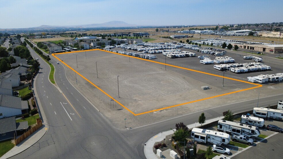 tbd Chapel Hill Blvd, Pasco, WA à vendre - Photo de l’immeuble – Image 1 sur 5