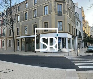 Plus de détails pour Local commercial à louer