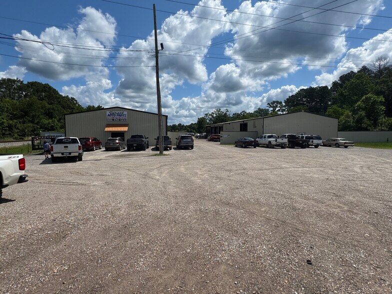 7670 S Siwell Rd, Byram, MS à vendre - Photo de l’immeuble – Image 1 sur 18