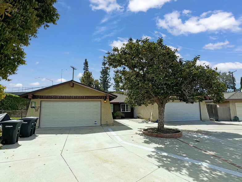 2032 E Stearns Ave, Orange, CA à vendre - Photo principale – Image 1 sur 4