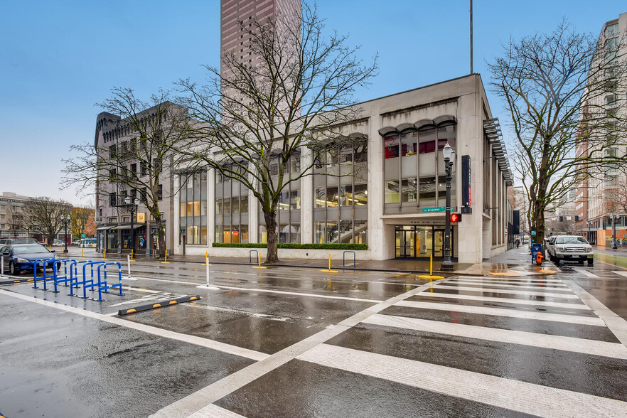 234 SW Broadway, Portland, OR à louer - Photo de l’immeuble – Image 1 sur 1