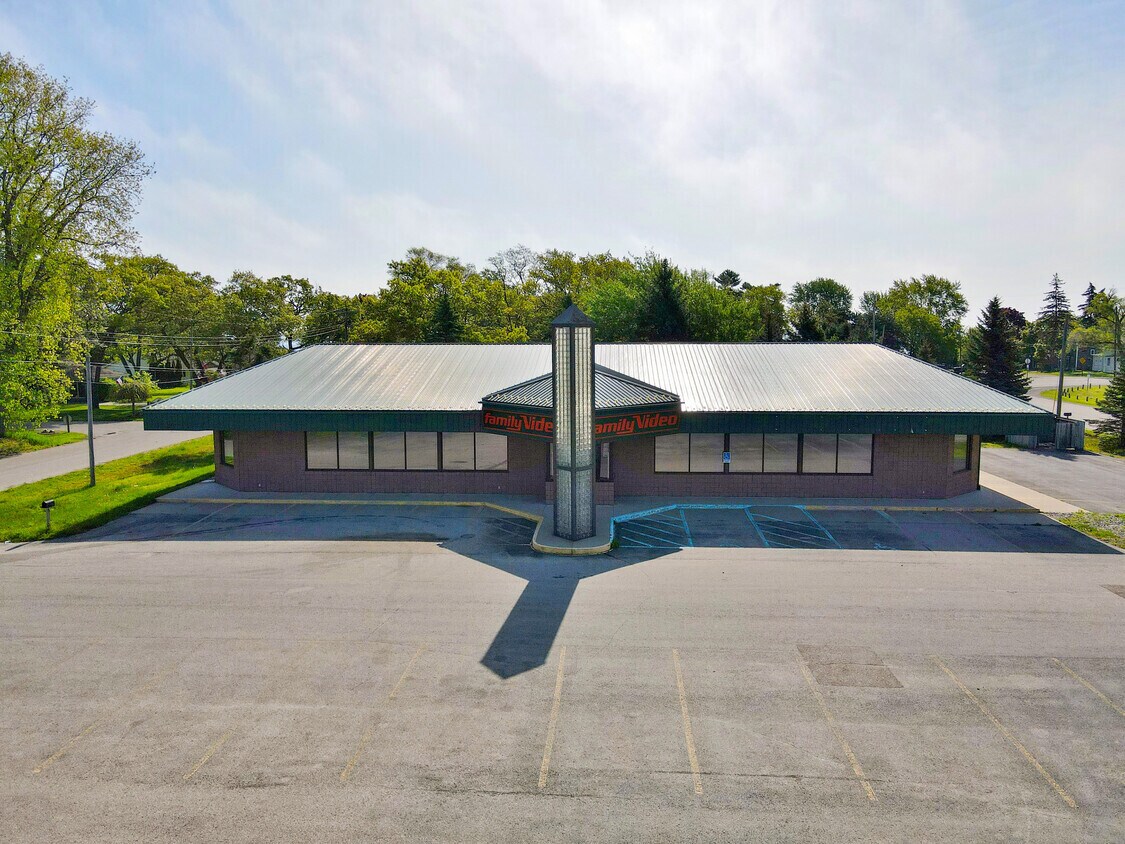 510 N State St, Oscoda, MI à louer Photo de l’immeuble– Image 1 sur 1