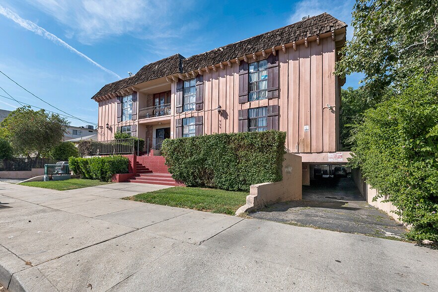 729 Raleigh St, Glendale, CA à vendre - Photo de l’immeuble – Image 3 sur 15