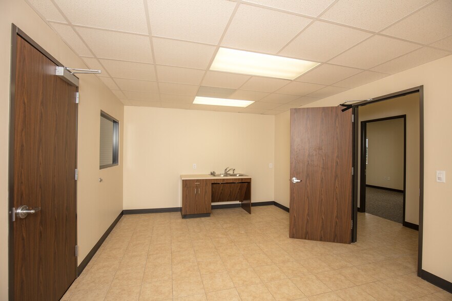 3642 Bacor Rd, Houston, TX à louer - Photo intérieure – Image 2 sur 35