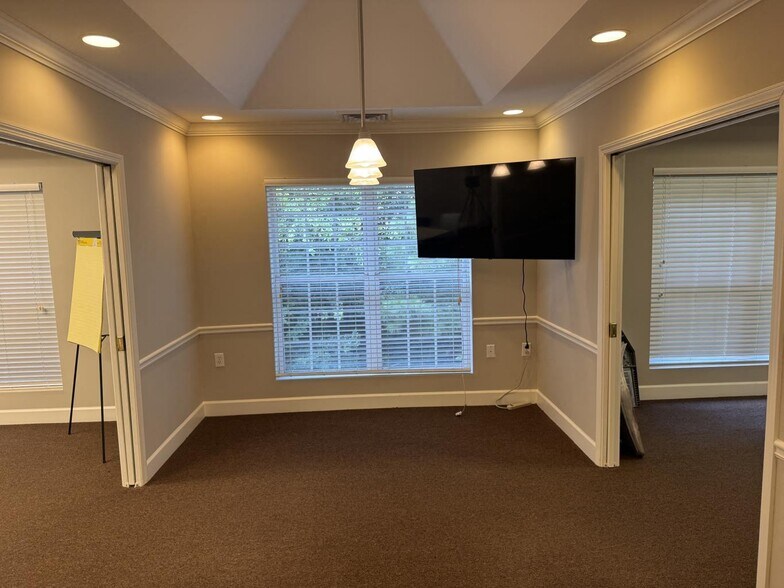 1075 Cooper Rd, Grayson, GA à louer - Photo de l’immeuble – Image 3 sur 21
