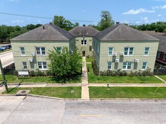 Plus de détails pour 2290 North St, Beaumont, TX - Logement à vendre