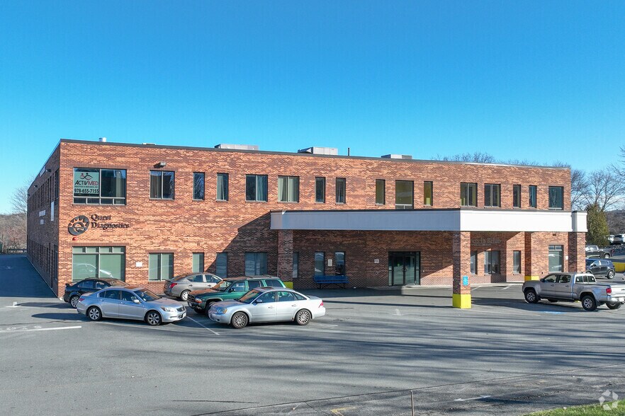 421 Merrimack St, Methuen, MA à louer - Photo de l’immeuble – Image 2 sur 8