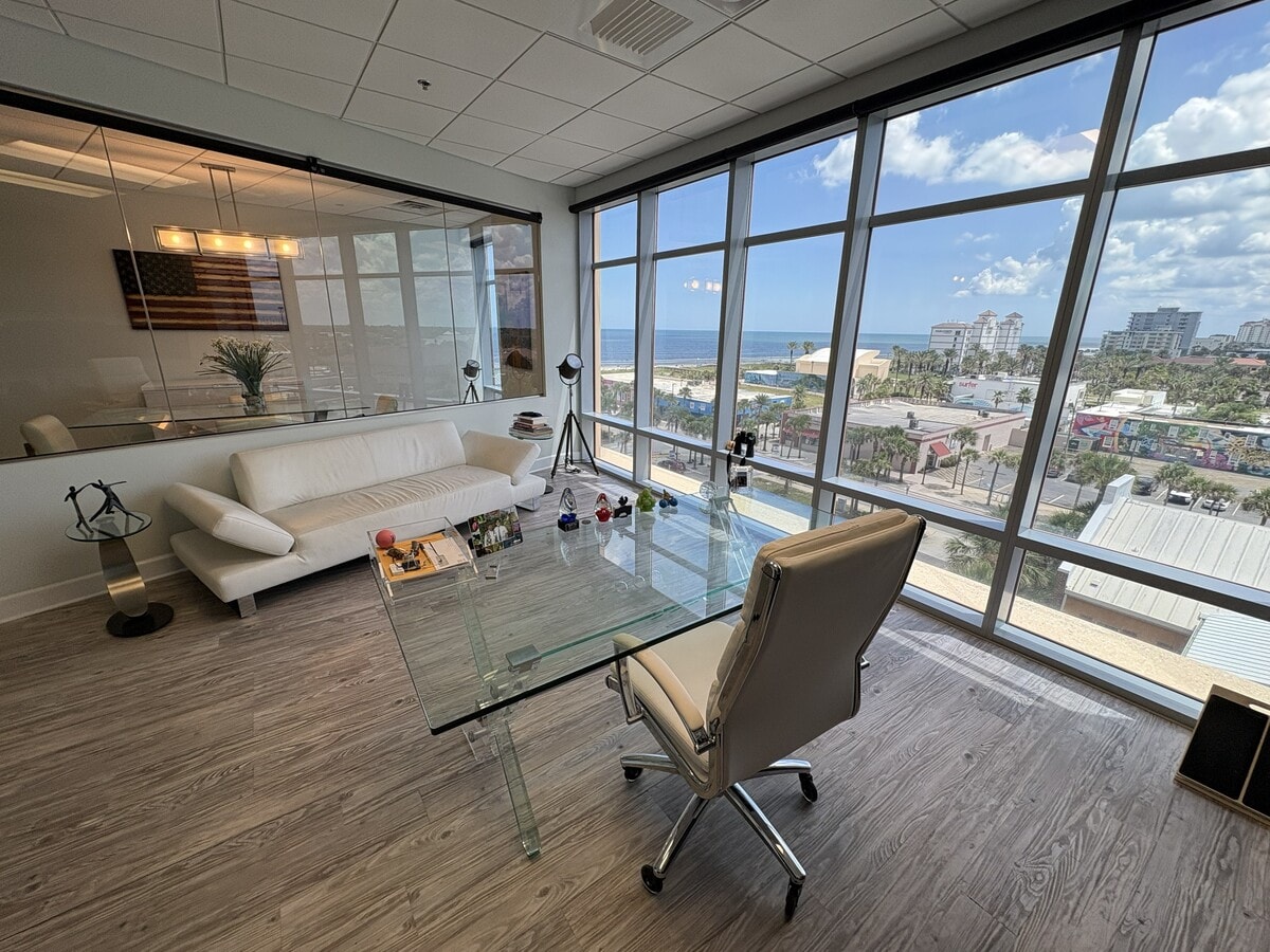 320 1st St N, Jacksonville Beach, FL 32250 - Lot 607 - - Photo intérieure - Image 1 of 14