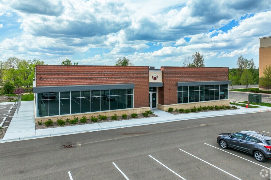 796 Bielenberg Dr, Woodbury, MN à vendre - Photo de l’immeuble – Image 2 sur 6
