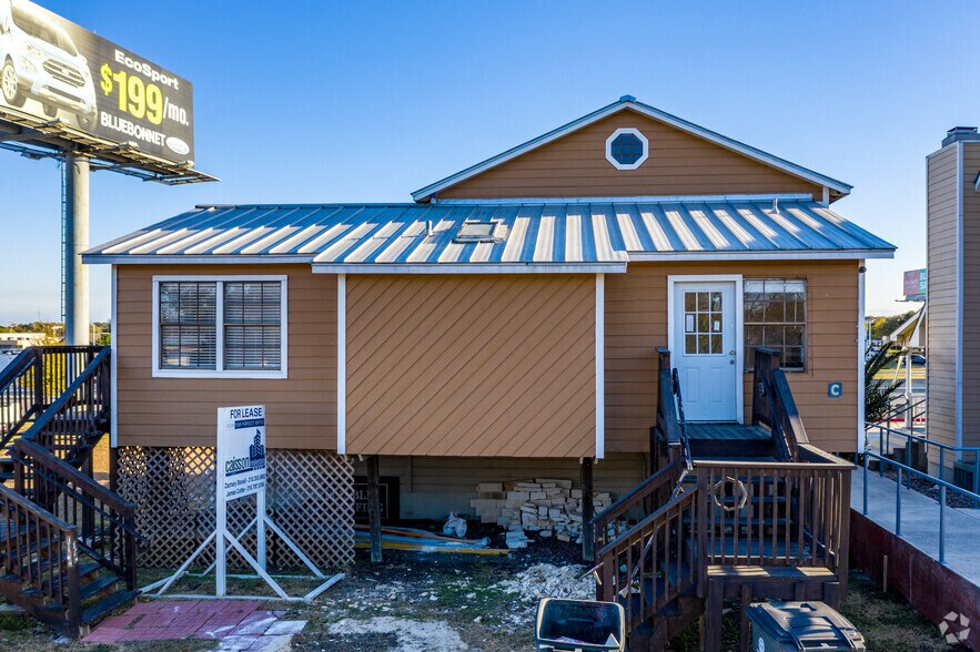 328 Interstate 35 S, New Braunfels, TX à vendre - Photo de l’immeuble – Image 3 sur 4