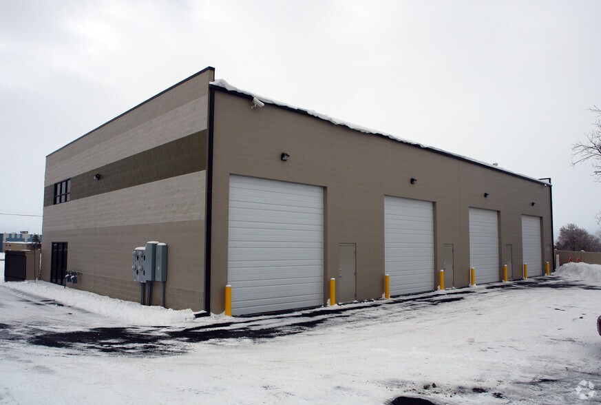 215 E 700 S, Clearfield, UT à louer - Photo de l’immeuble – Image 2 sur 7