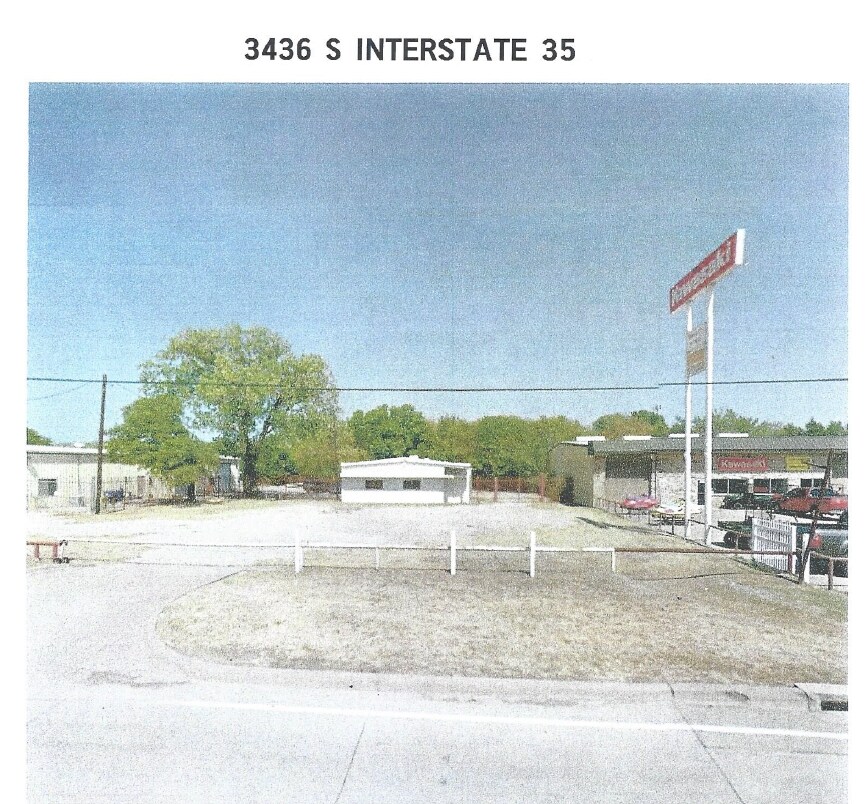 3436 N Interstate 35 E, Lancaster, TX à louer Photo principale– Image 1 sur 6